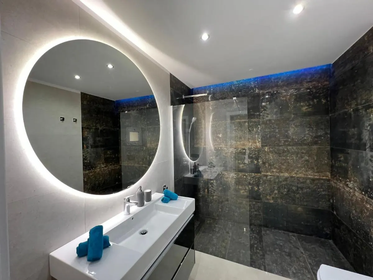 Luxury House Atlantico Private Heated Pool Apartment Costa Adeje  Costa Adeje (Tenerife)