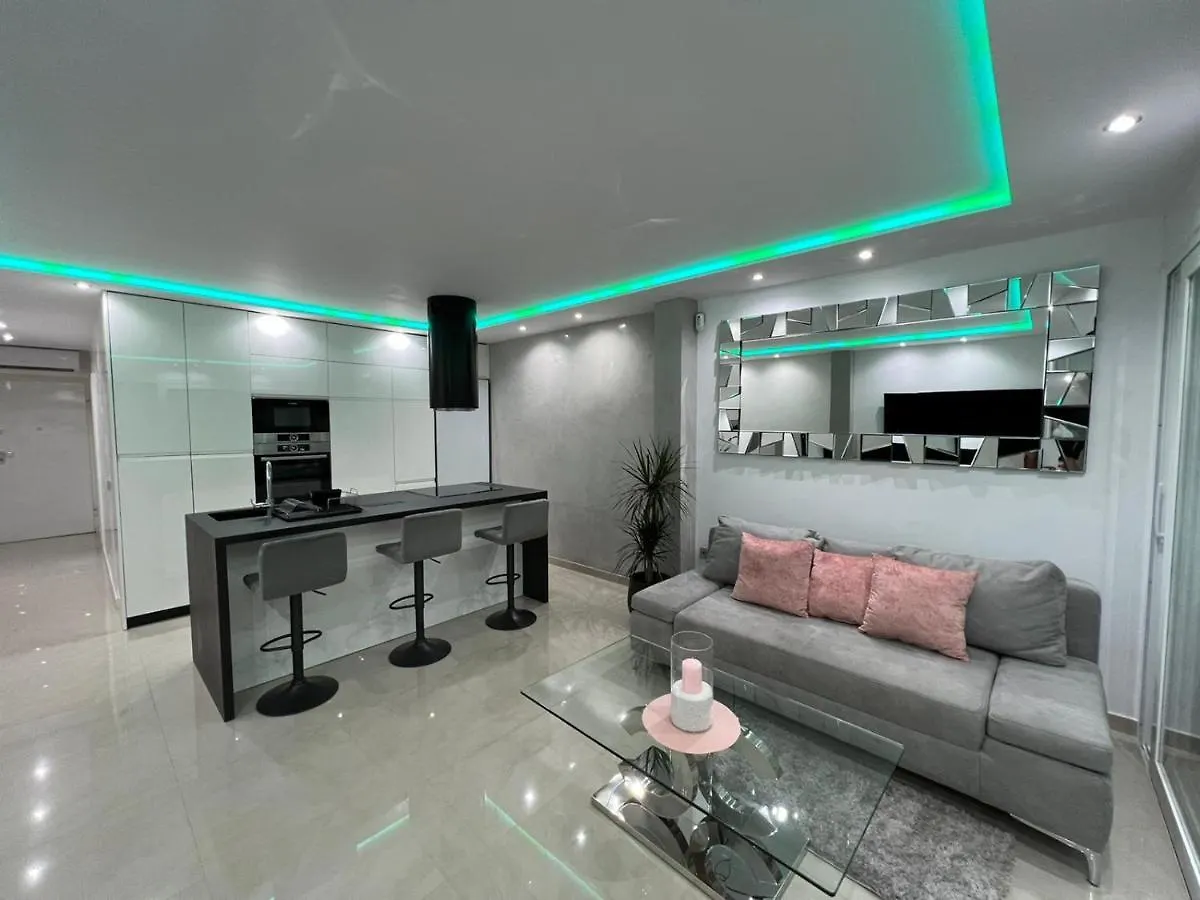Luxury House Atlantico Private Heated Pool Apartment Costa Adeje  0*, Costa Adeje (Tenerife) Spain